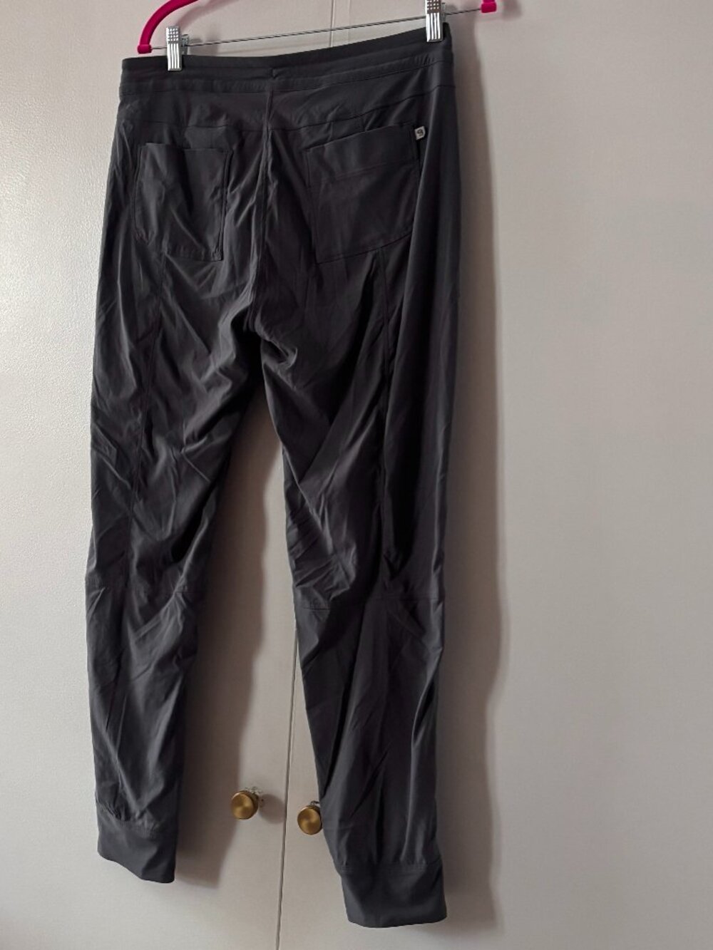 Mountain Hardwear Gray Jogger Hiking Pants 8/40